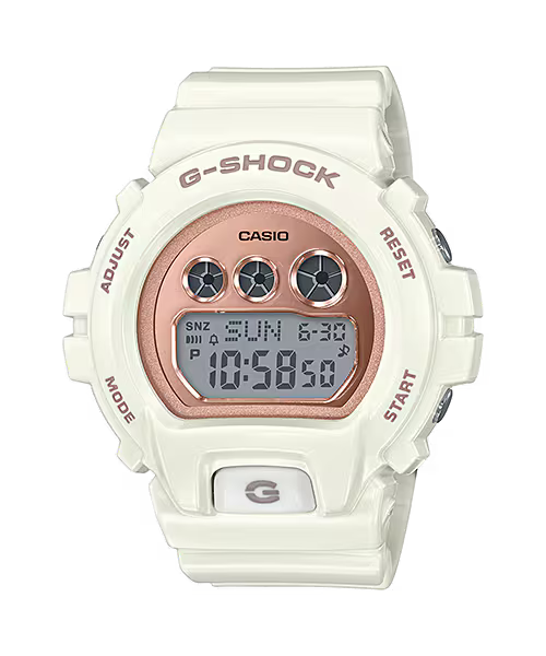 ساعة جي شوك GMD-S6900MC-7 بيضاء